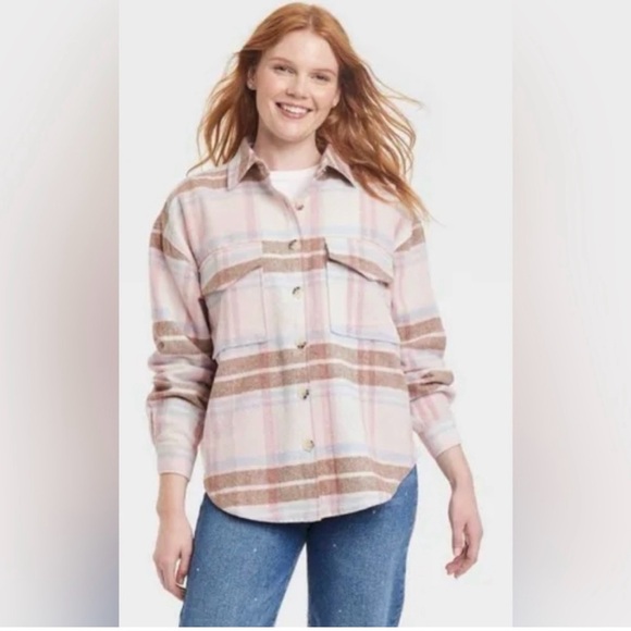 Women's Barbie Logo Button Down Pink/Blue/Brown Flannel Shacket Size 1X - Picture 5 of 6